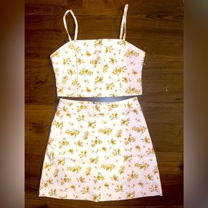 2-piece semi-formal floral set (skirt + tank top) —S/M